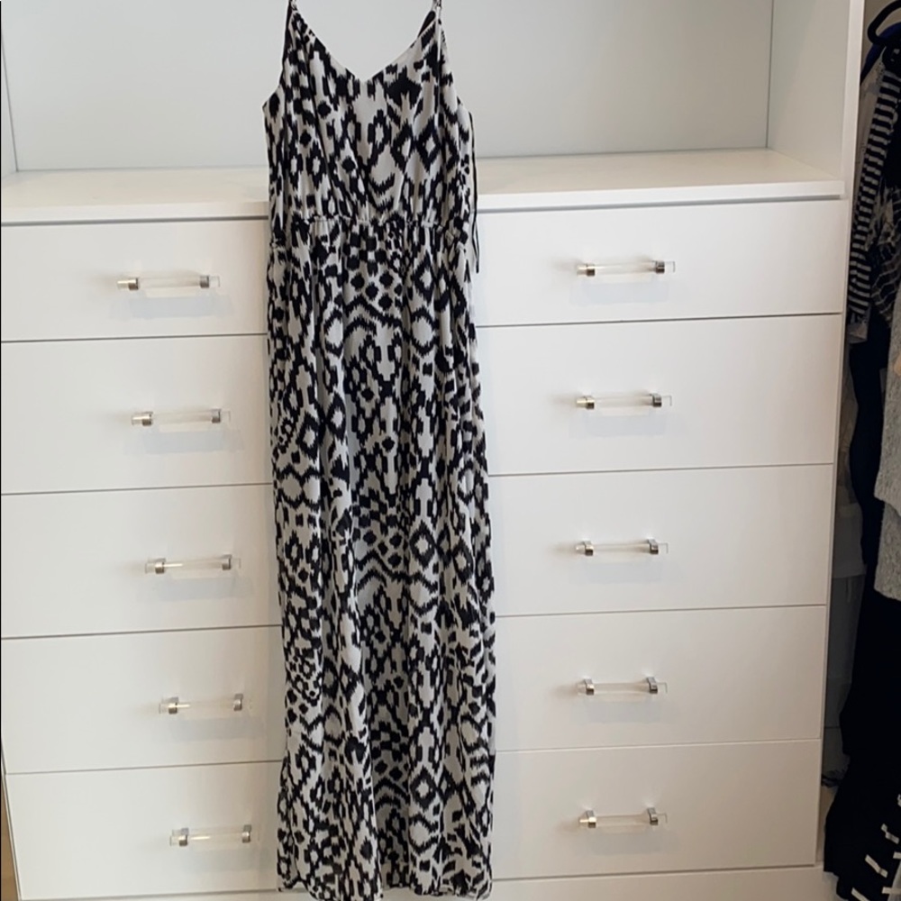 Black and white maxi